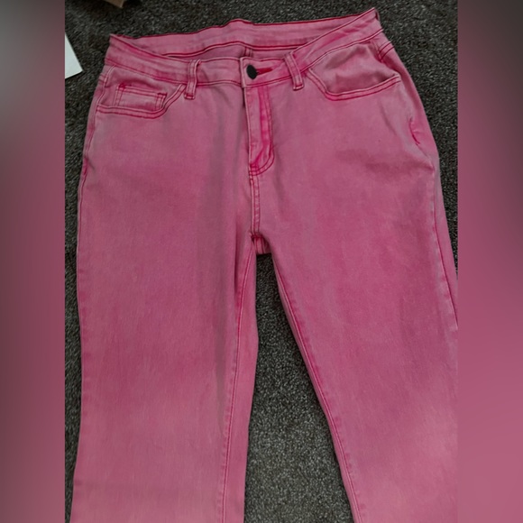 LOW RISE FLARE JEANS - Picture 1 of 5